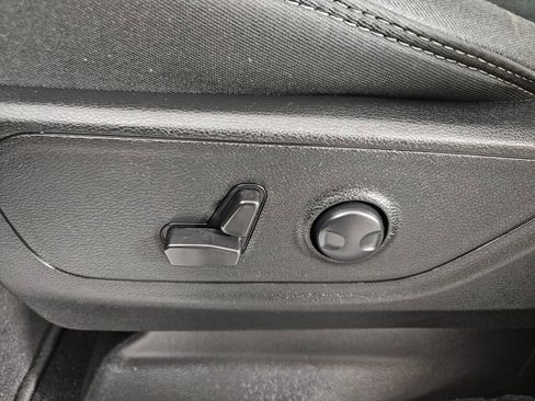 Used 2025 RAM 1500 Big Horn image 21