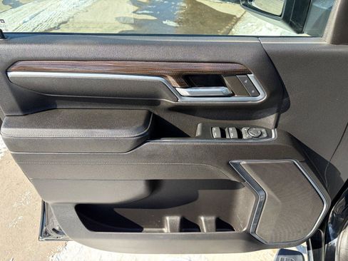 Used 2024 Chevrolet Silverado 3500 LT w/ Convenience Package image 10