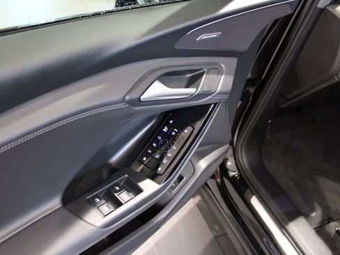 Used 2025 Audi Q6 e-tron Premium Plus w/ Premium Plus image 29