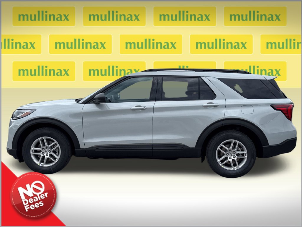 New 2027 Ford Explorer Active w/ Active Comfort Package RWD image 2