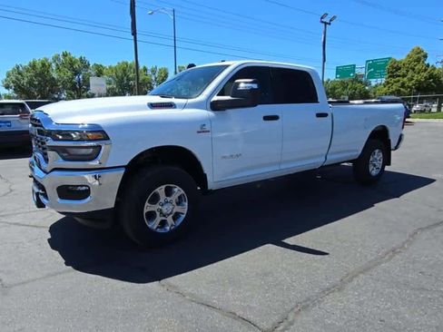 New 2025 RAM 2500 Big Horn image 4