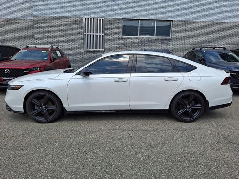 Used 2024 Honda Accord Sport image 6