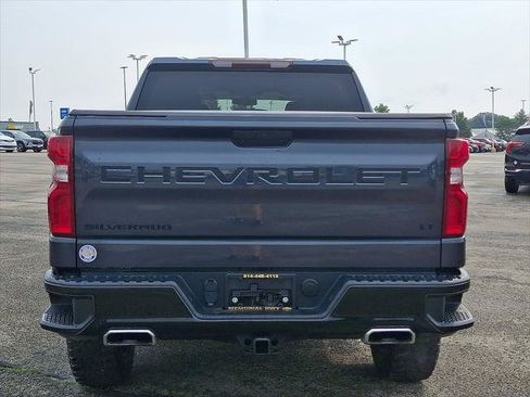 Used 2022 Chevrolet Silverado 1500 LT Trail Boss w/ Bed Protection Package AWD/4WD image 6