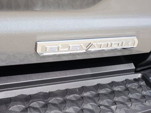 New 2026 GMC Canyon Elevation w/ Convenience Package image 6