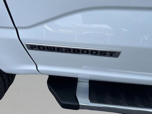 Used 2025 Ford F150 Lariat w/ Equipment Group 501A Mid image 30