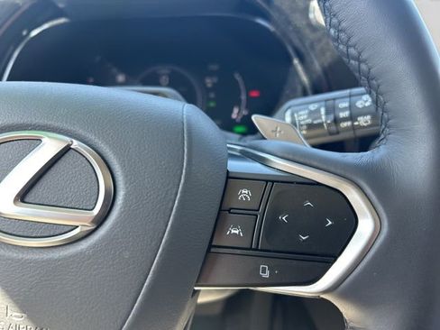 Used 2024 Lexus RX 350 w/ Convenience Package image 23