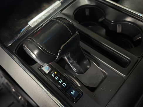 Used 2021 Ford F150 Lariat w/ Equipment Group 502A High image 15