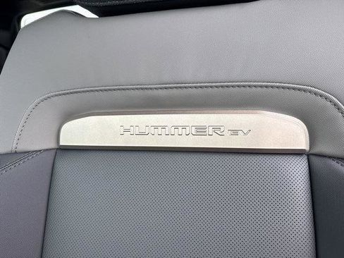 New 2025 GMC Hummer EV 3X w/ LPO, Illumination Package image 23