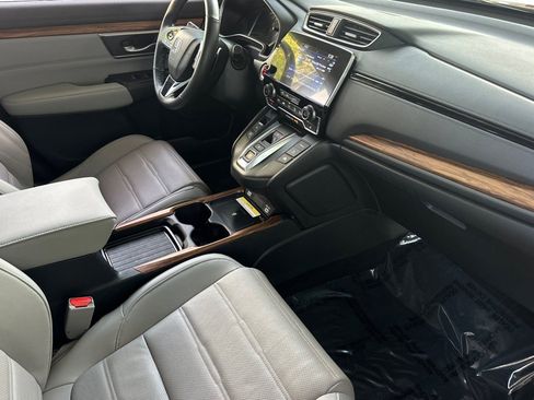 Used 2022 Honda CR-V Touring image 14