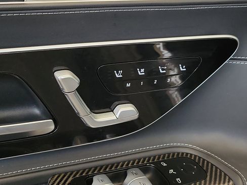 Used 2022 Mercedes-Benz SL 63 AMG 4MATIC image 19