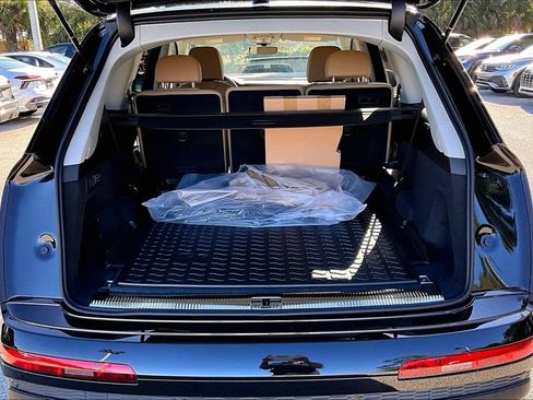 New 2026 Audi Q7 3.0T Premium Plus AWD/4WD image 15