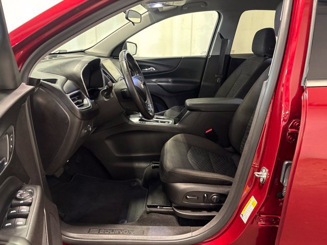 Used 2019 Chevrolet Equinox LT FWD image 12