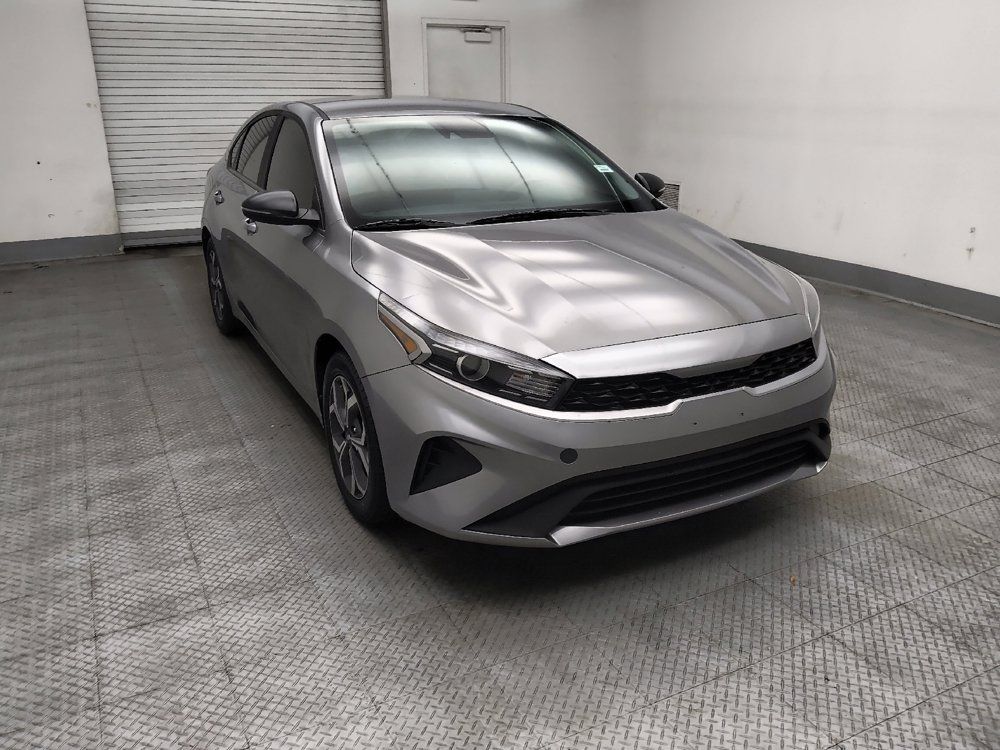 Used 2024 Kia Forte LXS w/ LXS Technology Package FWD image 13