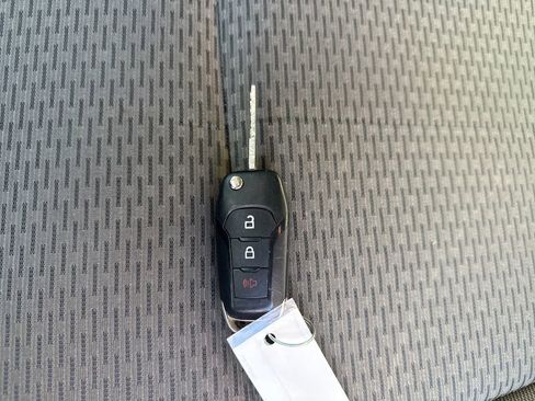 Used 2020 Ford F250 XLT w/ FX4 Off-Road Package image 32