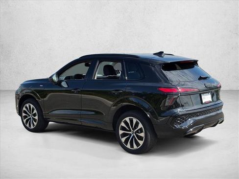 New 2026 Audi Q3 quattro 2.0T AWD/4WD image 7
