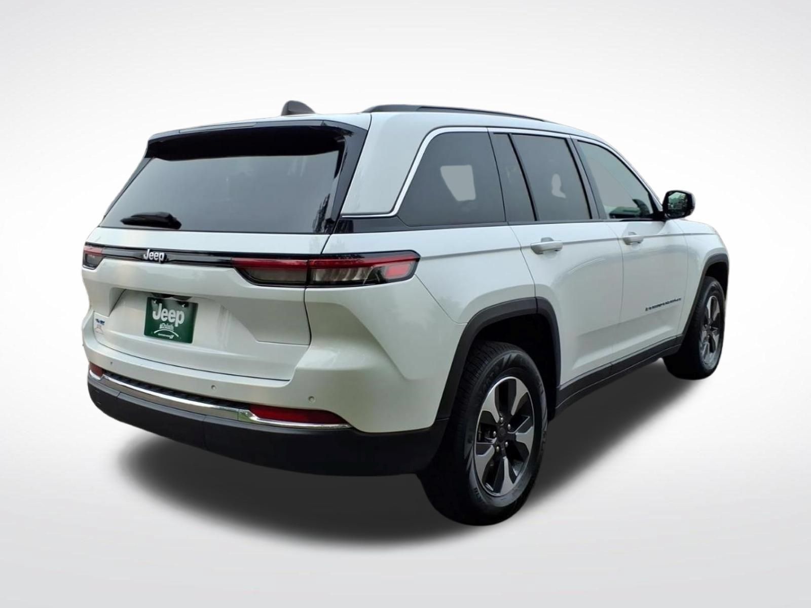 Used 2024 Jeep Grand Cherokee Limited 4xe AWD/4WD image 5