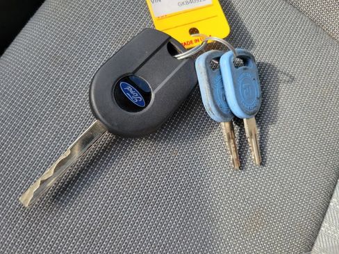 Used 2016 Ford Transit 150 130 Low Roof image 31