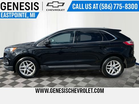 Used 2022 Ford Edge SEL w/ Convenience Package image 2