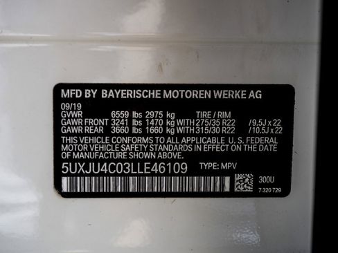 Used 2020 BMW X5 M50i w/ Premium Package image 51