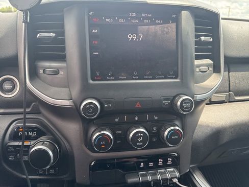 Used 2019 RAM 1500 Big Horn AWD/4WD image 10