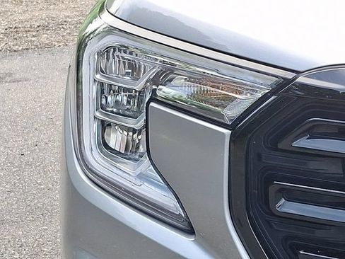 Certified 2023 GMC Terrain SLT w/ Tech Package AWD/4WD image 9
