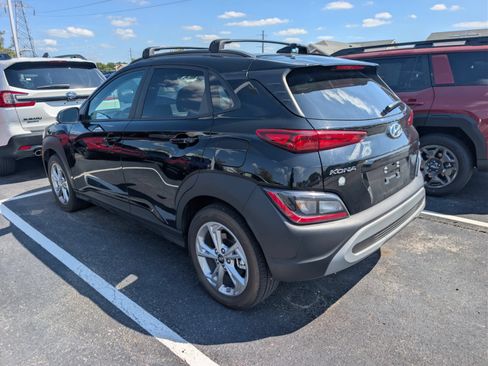 Used 2023 Hyundai Kona SEL w/ Convenience Package AWD/4WD image 5