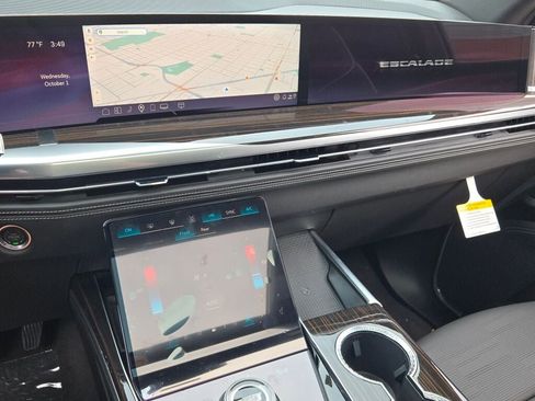 New 2026 Cadillac Escalade Luxury image 32