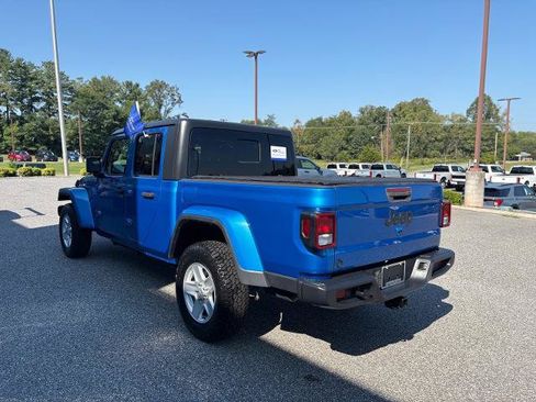 Used 2021 Jeep Gladiator Sport AWD/4WD image 5
