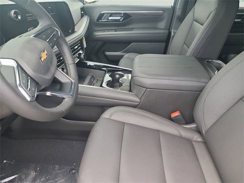 New 2025 Chevrolet Suburban LT w/ Comfort Package image 22