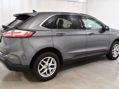 Used 2024 Ford Edge SEL w/ Convenience Package image 11