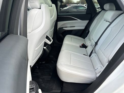 Used 2024 Cadillac Lyriq Luxury w/ LPO, Floor Liner Package image 20