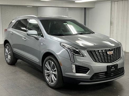 New 2025 Cadillac XT5 Premium Luxury w/ Technology Package image 2