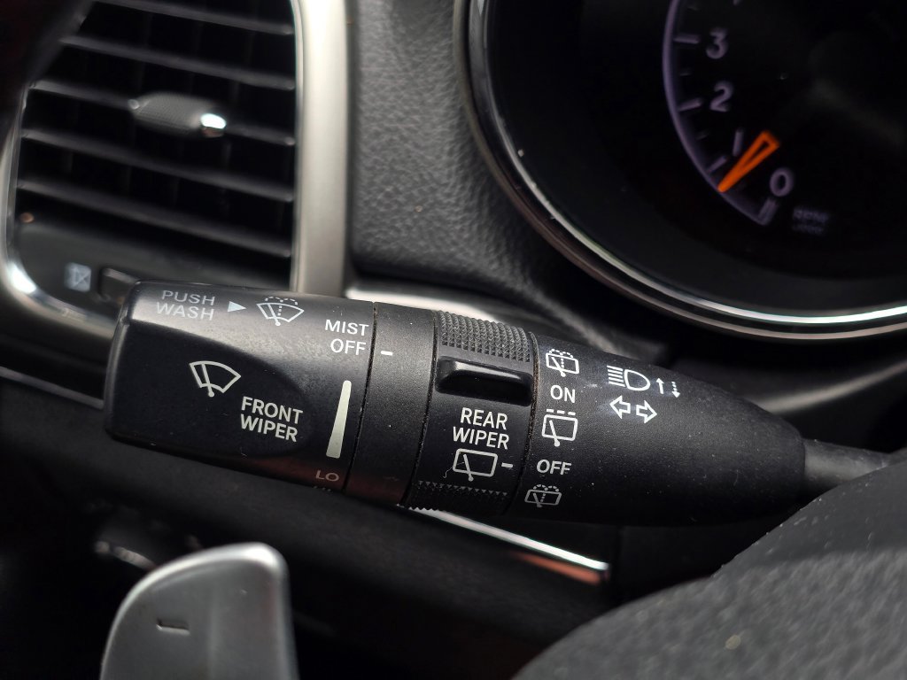 Used 2018 Jeep Grand Cherokee Trailhawk AWD/4WD image 29