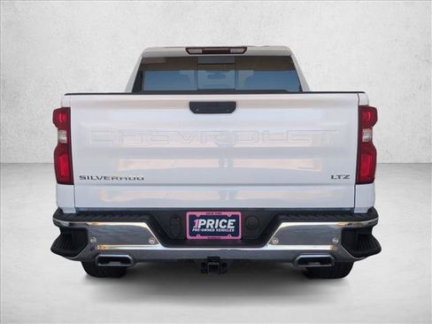 Used 2021 Chevrolet Silverado 1500 LTZ w/ Z71 Off-Road Package AWD/4WD image 7