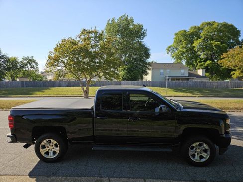 Used 2016 Chevrolet Silverado 1500 LT w/ All Star Edition AWD/4WD image 4