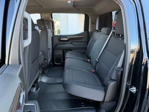 Used 2025 Chevrolet Silverado 1500 LT image 19