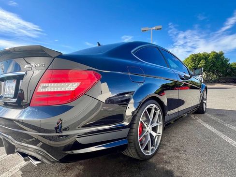 Used 2015 Mercedes-Benz C 63 AMG Coupe image 31