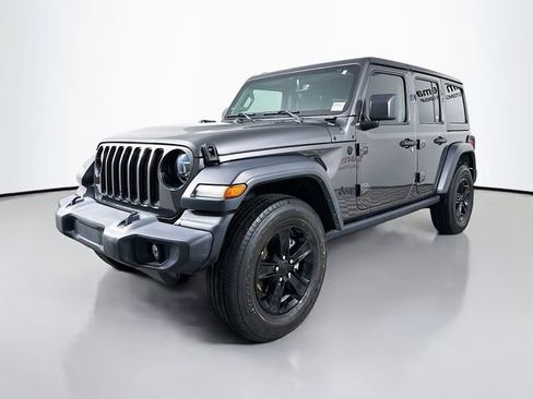 Used 2022 Jeep Wrangler Unlimited Sport image 3