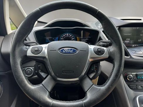 Used 2015 Ford C-MAX SE w/ Equipment Group 203A FWD image 18