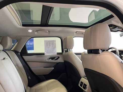 Certified 2020 Land Rover Range Rover Velar R-Dynamic S AWD/4WD image 22