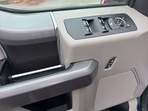 Used 2019 Ford F150 XLT w/ Equipment Group 302A Luxury image 17