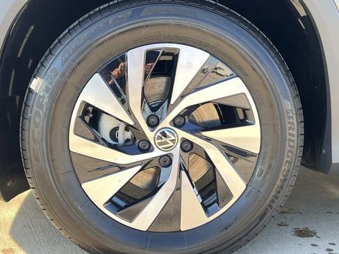 New 2026 Volkswagen Tiguan S FWD image 6