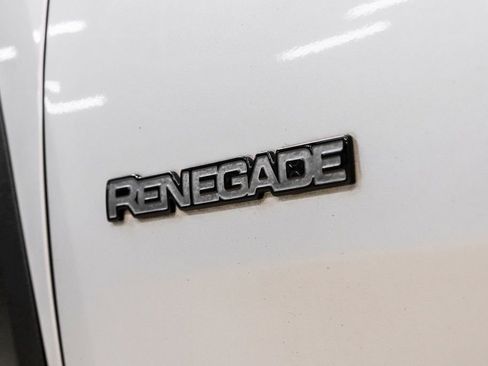 Used 2017 Jeep Renegade Altitude image 51