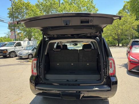Used 2016 GMC Yukon SLT w/ Open Road Package AWD/4WD image 16