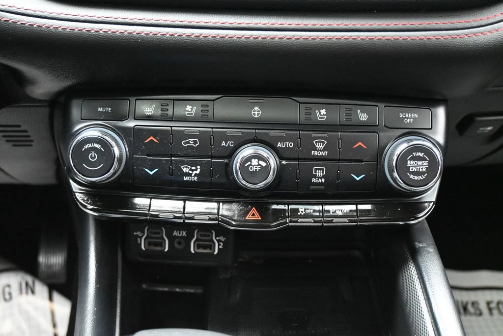 Used 2024 Dodge Durango R/T AWD/4WD image 22