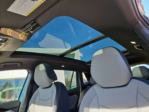 New 2026 Volkswagen Tiguan SE R-Line image 12