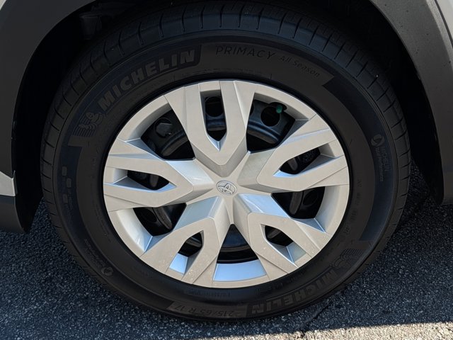 Used 2026 Toyota Corolla Cross L FWD image 11
