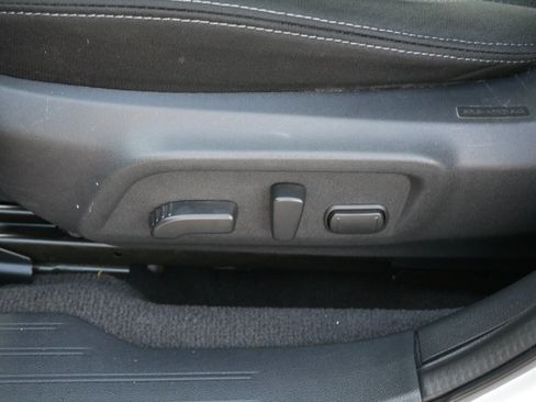 Used 2019 Subaru Outback 2.5i Premium image 19