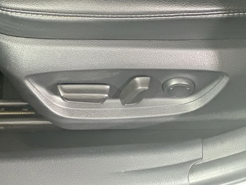 Used 2023 Toyota Camry XSE w/ Navigation Package image 13