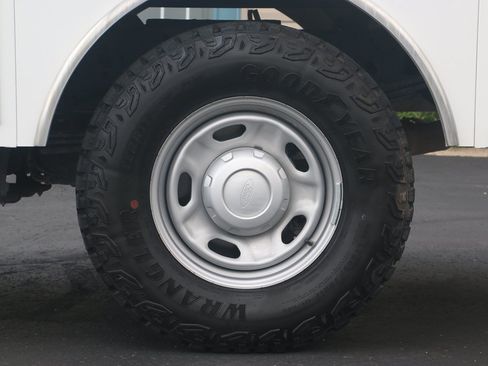 Used 2025 Ford F250 XL w/ XL Off-Road Package AWD/4WD image 42